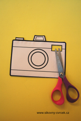 Papírový fotoaparát (Obr. 5).jpg