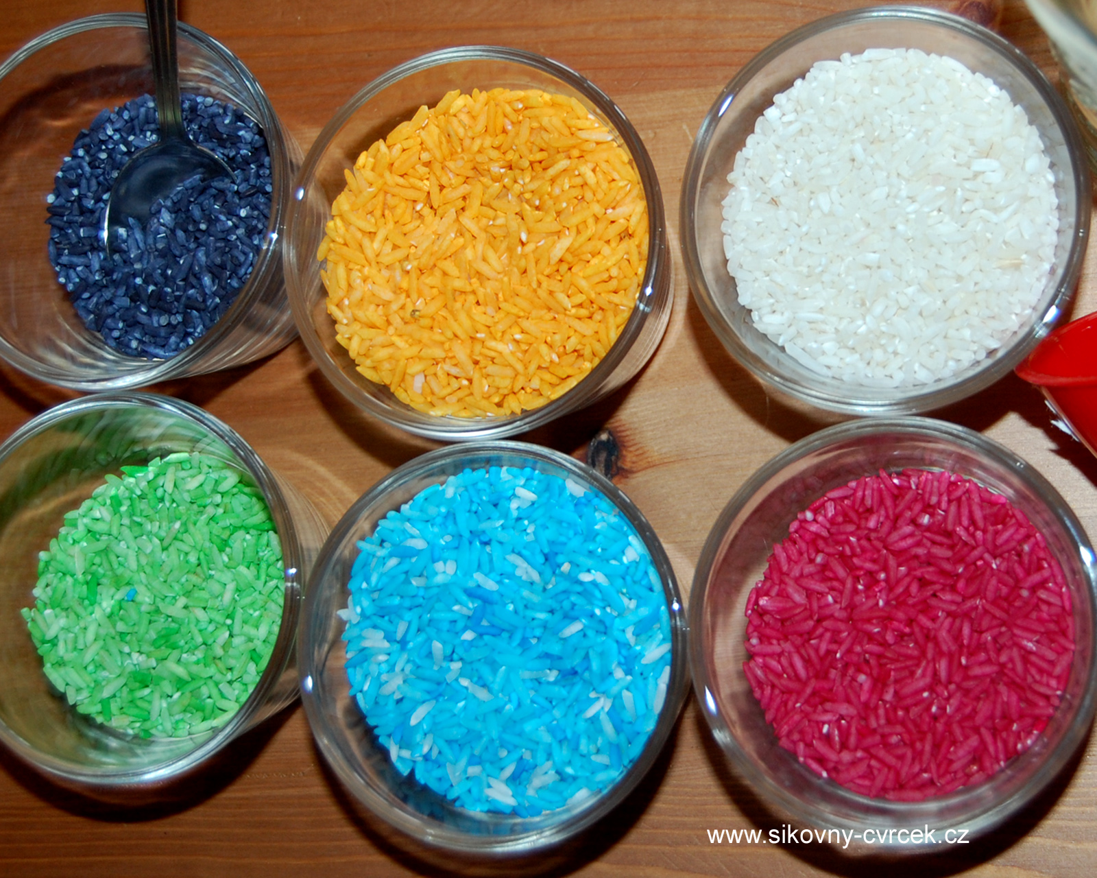 Barvení rýže